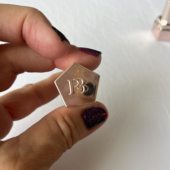 Fenty icon lipstick the MVP semi-matte new never used. Mini sized - Picture 3 of 4